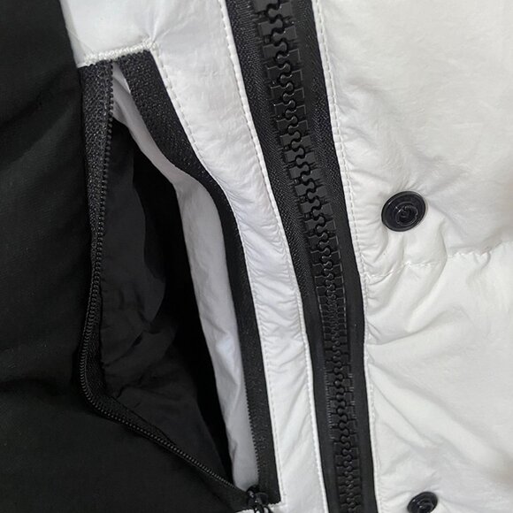 Canada Goose White Winter Down Jacket - Picture 6 of 11